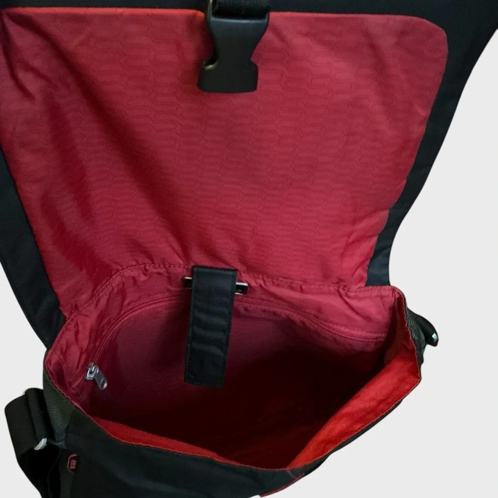 Tumi T-Tech Crossbody Messenger Bag and Delta Slim Card Case